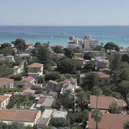 By The Sea Mondello Apartment *